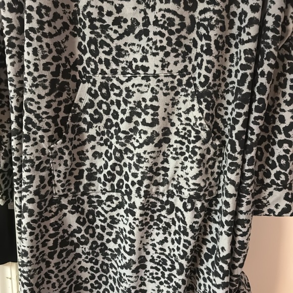 Animal print sleepwear. - Picture 2 of 5
